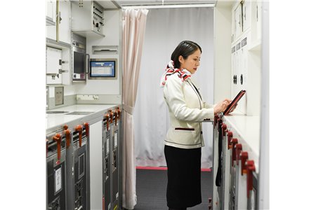 AI Japan Airlines’ new AI app will make it easier for cabin attendants to report inflight events with Microsoft’s Phi‑4 small language model
