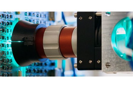 Microsoft’s analog optical computer cracks two practical problems and shows AI promise